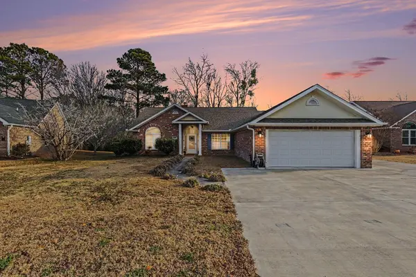 4602 Mandi Ave., Little River, SC 29566