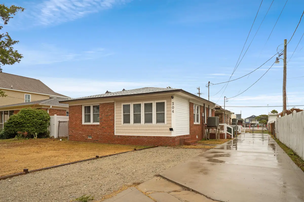 304 23rd Ave. N, North Myrtle Beach, SC 29582 - Image #1