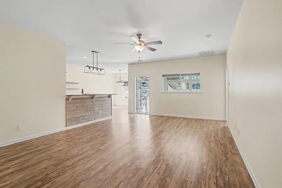 1050 Kennington Ct., Conway, SC 29526 - #2