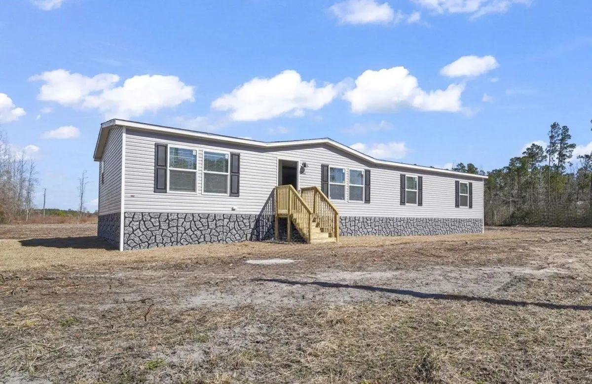 7310 Bellaire Dr., Nichols, SC 29581 - #1