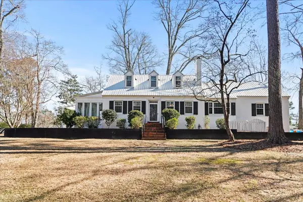 607 Third St., Cheraw, SC 29520