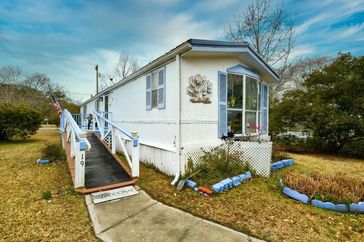 19 Crooked Island Circle, Murrells Inlet, SC 29576 - #1