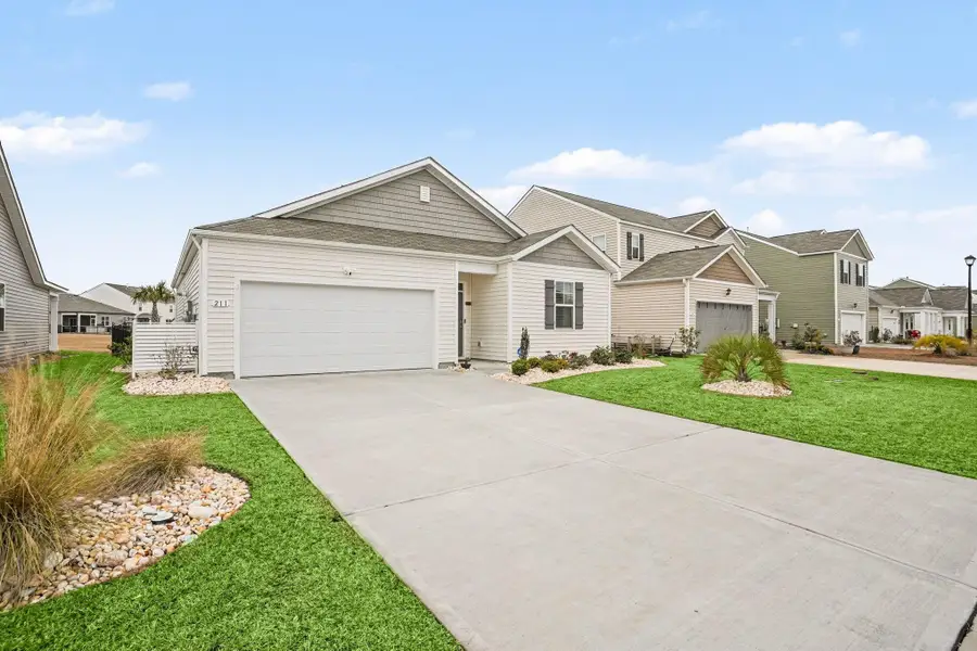 211 Londonshire Dr., Myrtle Beach, SC 29579 - #2