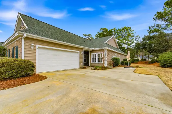 300 Nuthatch Ln. #D, Murrells Inlet, SC 29576