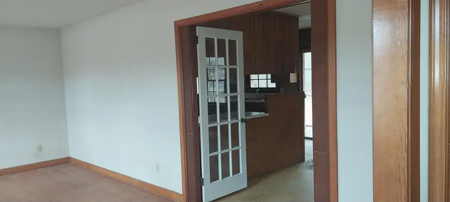 81 Wintergreen Dr., Salters, SC 29590 - #2