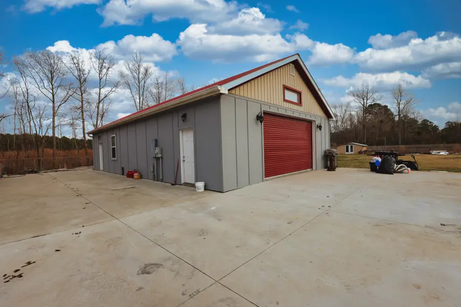 1170 Airport Rd., Loris, SC 29569 - #2