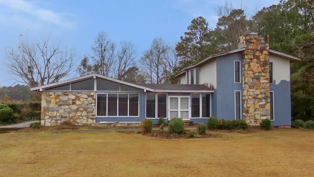 4770 James B White Hwy., Whiteville, NC 28472 - #1