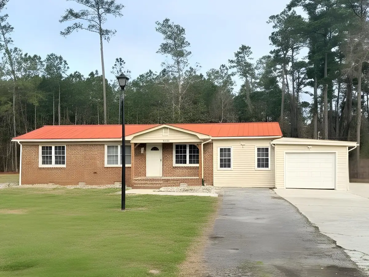 2806 Nursery Rd., Conway, SC 29526 - #1