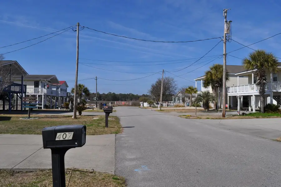 407 29th Ave. N, North Myrtle Beach, SC 29582 - #3