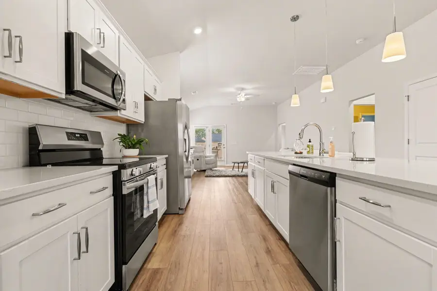 427 Mcgarry Dr., Myrtle Beach, SC 29588 - #3