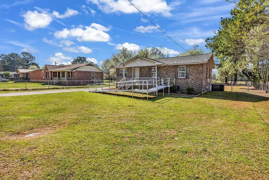 409 Reaves St., Marion, SC 29571 - #3