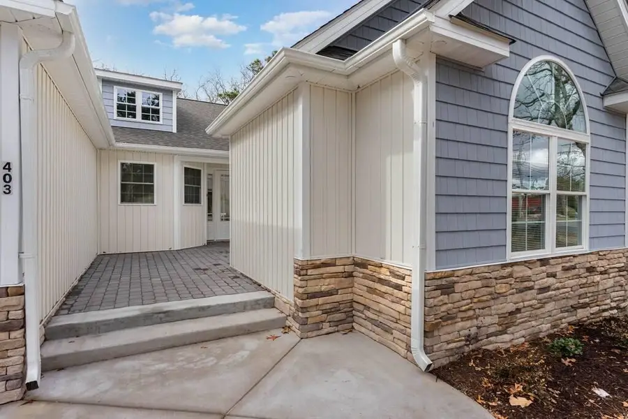 403 3rd Ave. N, Myrtle Beach, SC 29577 - #2