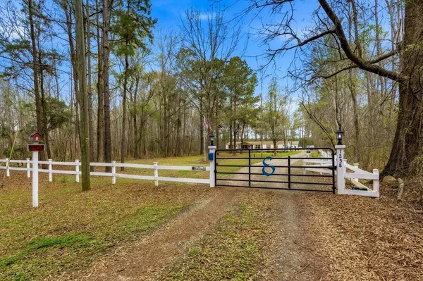 1258 Knotty Branch Rd., Conway, SC 29527