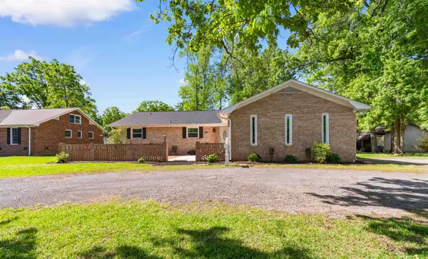 505 Country Club Dr., Conway, SC 29526