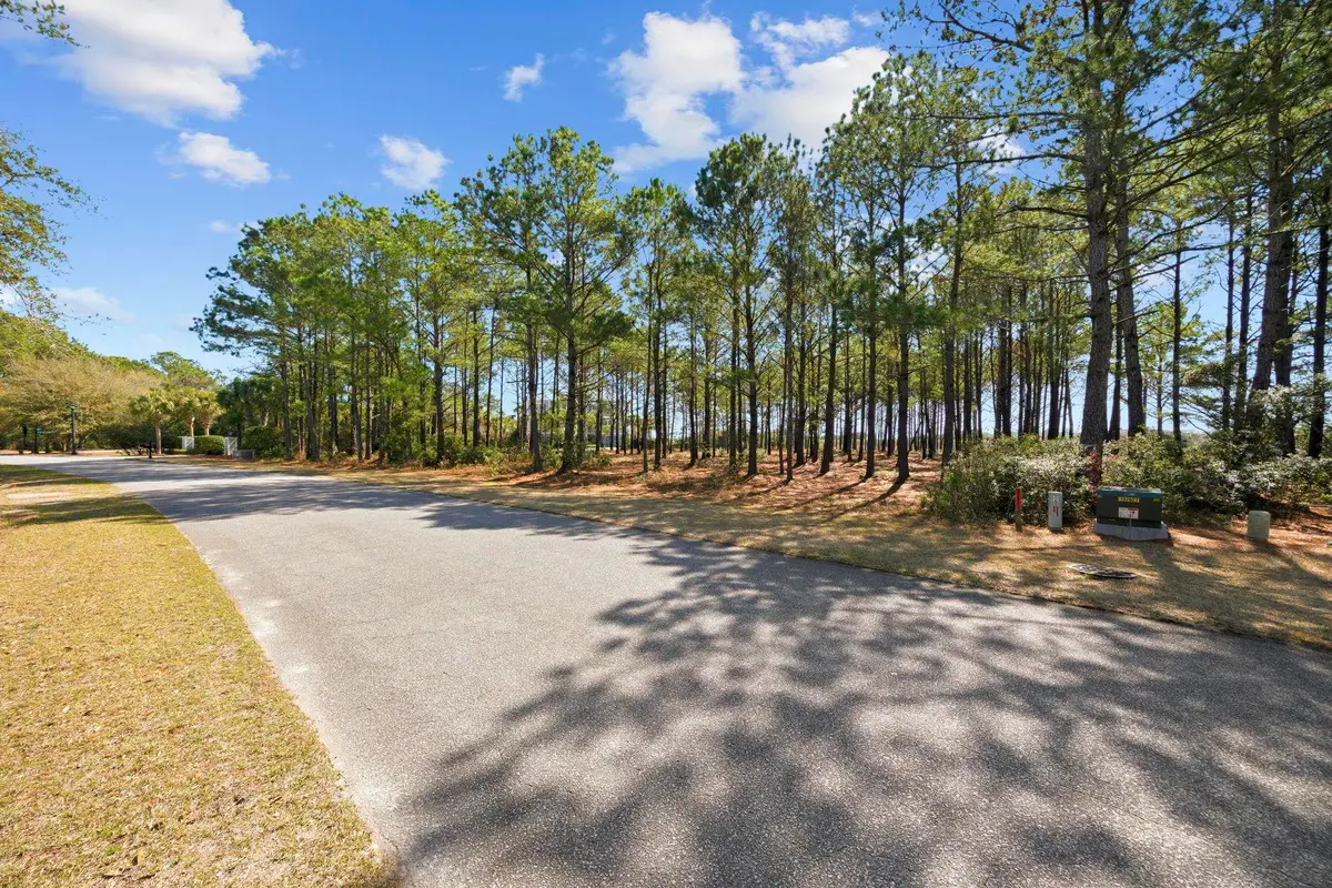 2862 Vanderbilt Blvd., Pawleys Island, SC 29585 - #1