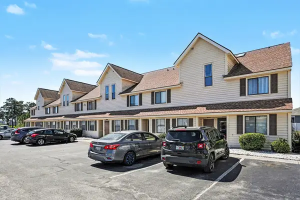 510 Fairwood Lakes Dr. #19-T, Myrtle Beach, SC 29588