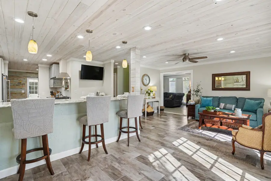 405 6th Ave. S, North Myrtle Beach, SC 29582 - #3