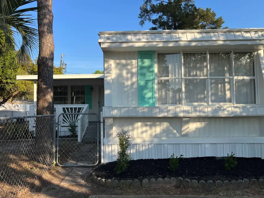 2712 Aquarius Dr., Myrtle Beach, SC 29575 - #2