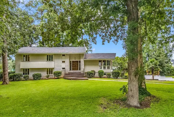 115 Green Lake Dr., Myrtle Beach, SC 29572