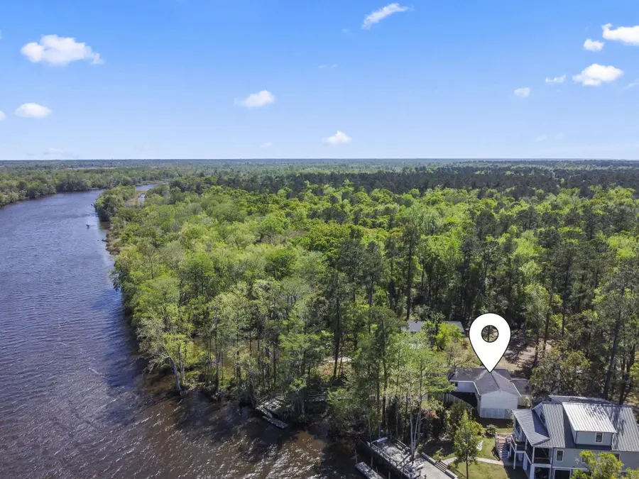 417 Frederick Dr., Georgetown, SC 29440 - #3