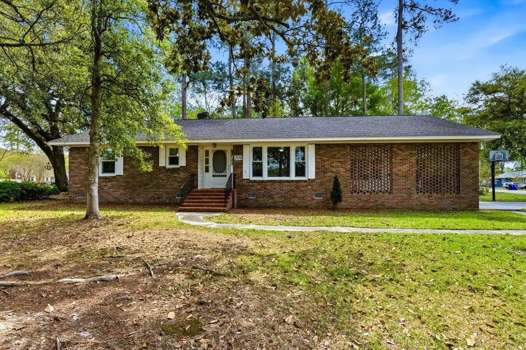 209 Sherwood Dr., Conway, SC 29526 - #1