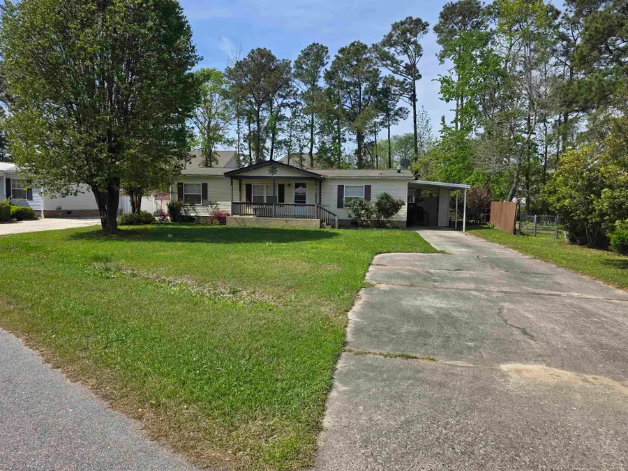 3267 Lyndon Dr., Little River, SC 29566 - #3