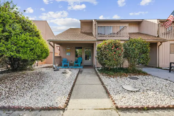 305 21st Ave. S #116, Myrtle Beach, SC 29577