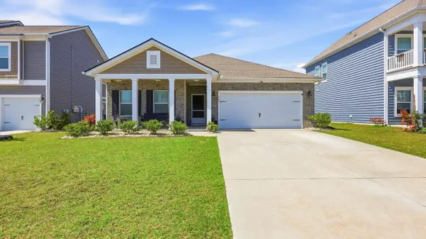 464 Harbison Circle, Myrtle Beach, SC 29579