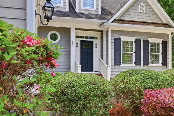 304 Hunters Oak Ct., Pawleys Island, SC 29585