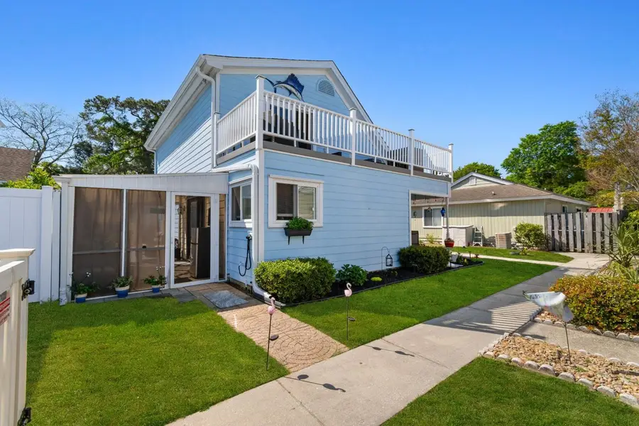 704 43rd Ave. S, North Myrtle Beach, SC 29582 - #2