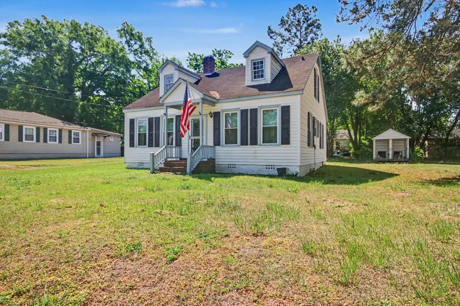 309 Layton Ct., Marion, SC 29571 - #3