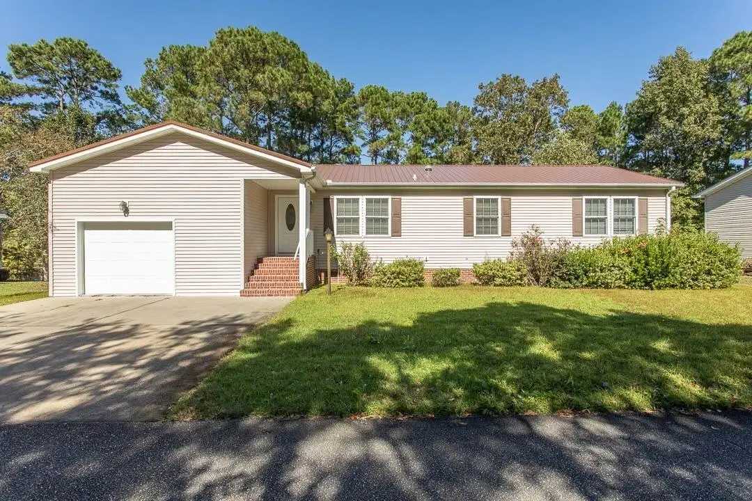 4517 Manitook Dr., Little River, SC 29566 - #1