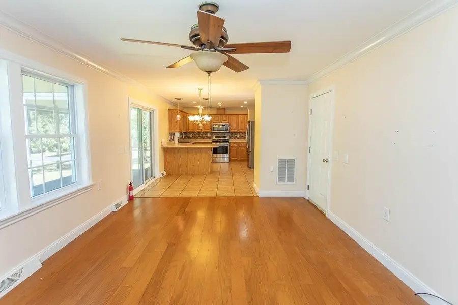 4517 Manitook Dr., Little River, SC 29566 - #2