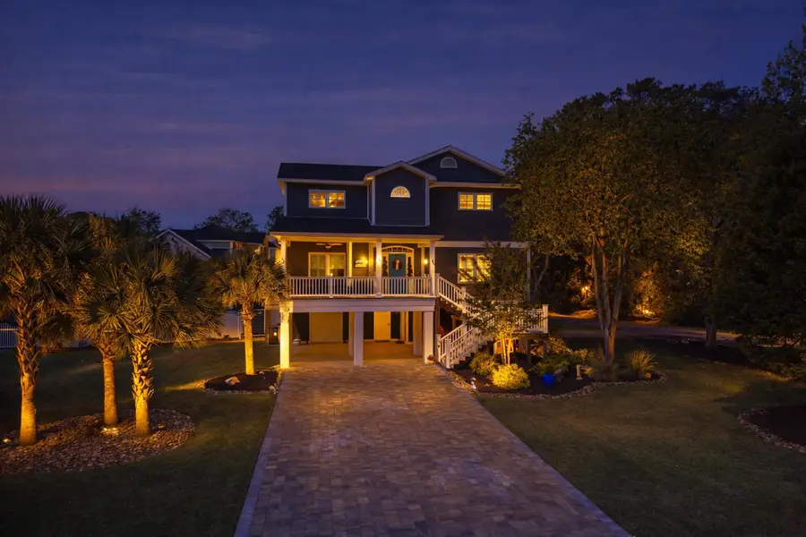 318 N Oak Dr., Surfside Beach, SC 29575 - #2