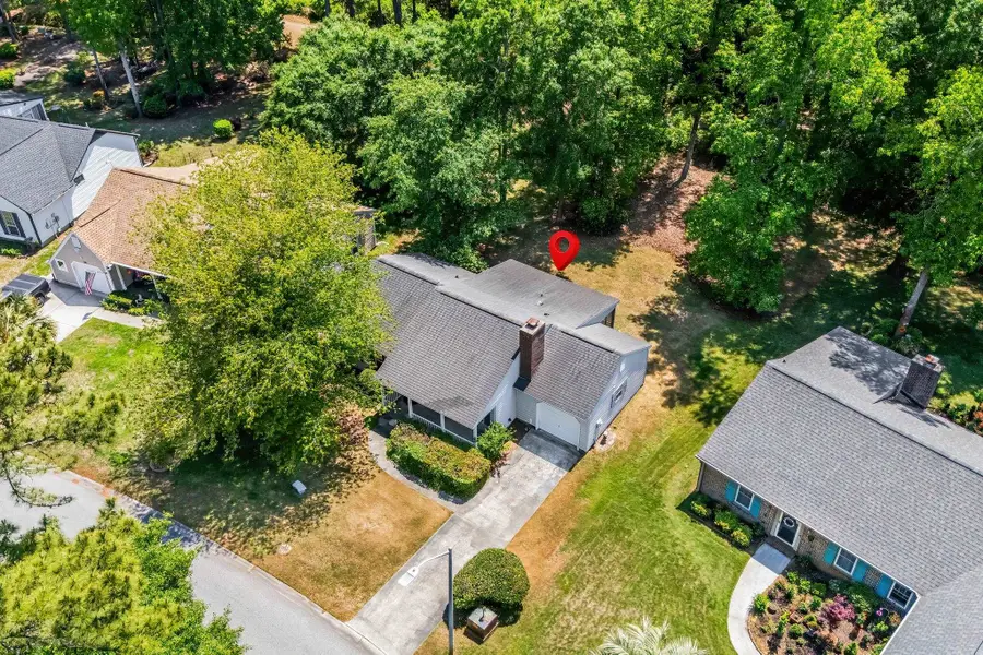 108 Woodlake Dr., Murrells Inlet, SC 29576 - #2