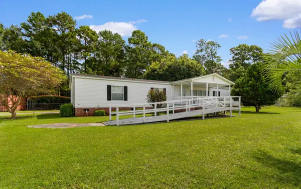 652 Bear Grass Rd W, Longs, SC 29568