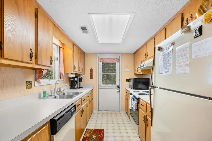 35 Kings Ct., Myrtle Beach, SC 29572 - #2