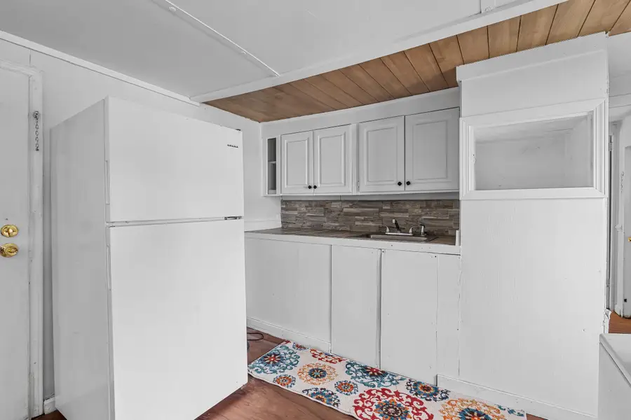101 Dubbs Ave, West Columbia, SC 29169 - #3