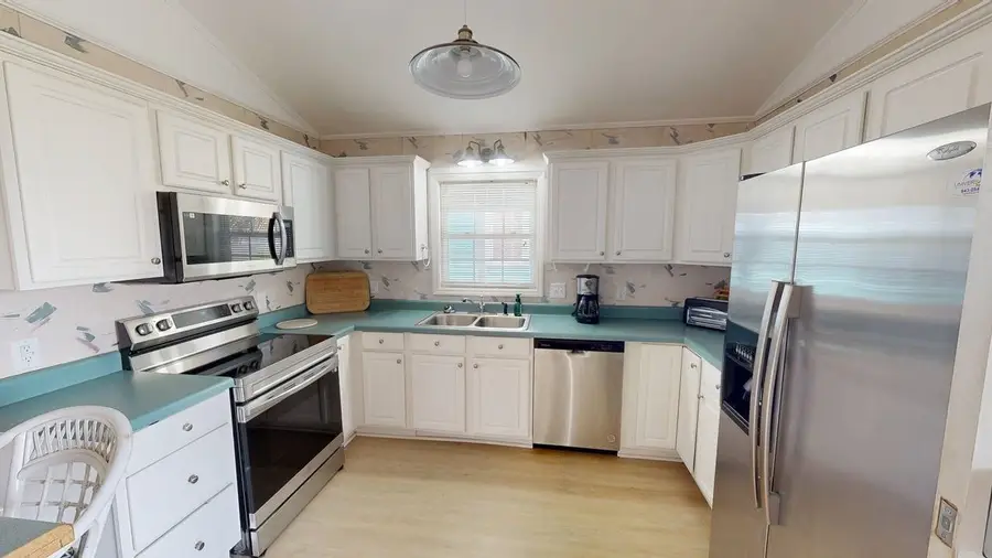 407 25th Ave. N, North Myrtle Beach, SC 29582 - #3
