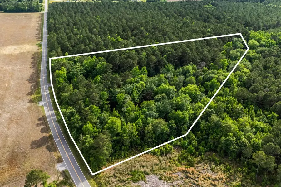 2850 Gause Rd., Loris, SC 29569 - #2