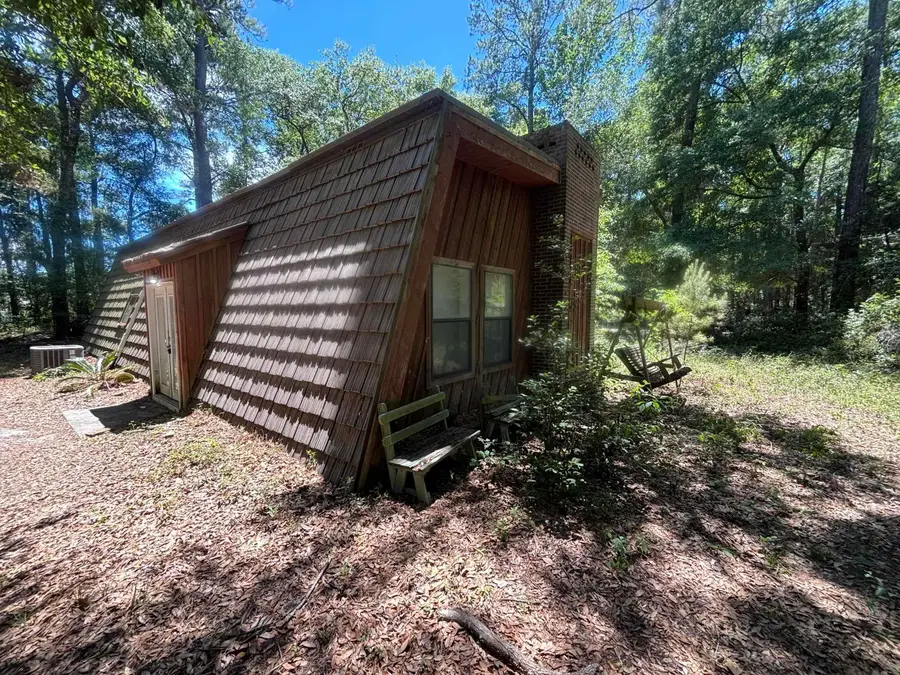 1343 Hagley Dr., Pawleys Island, SC 29585 - #2