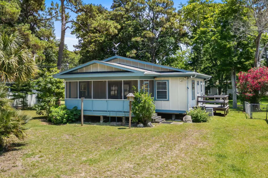 504 36th Ave. S, North Myrtle Beach, SC 29582 - #2