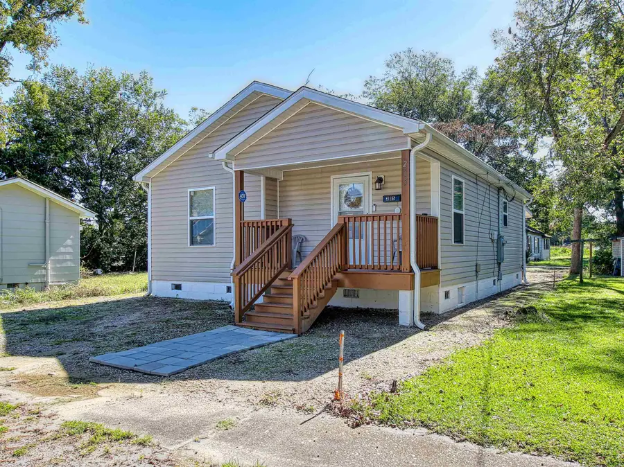 215 W James St., Mullins, SC 29574 - #2