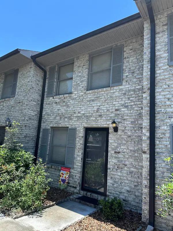 100 Ye Olde Kings Hwy. #R, North Myrtle Beach, SC 29582