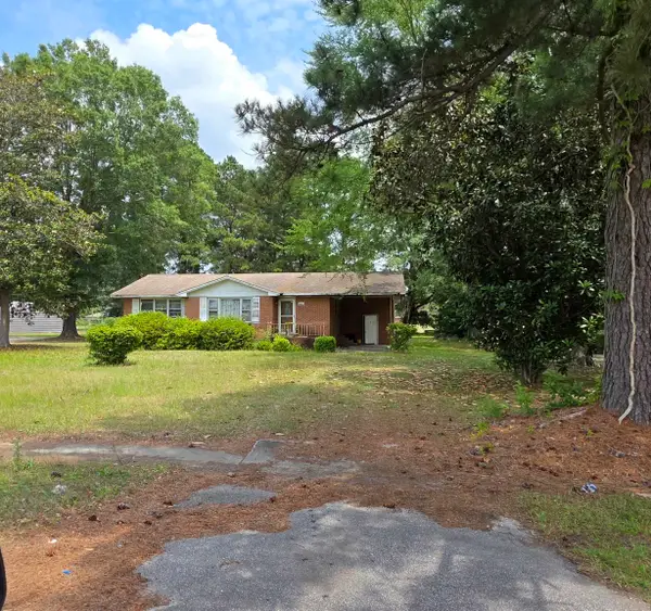 664 Eastland Ave., Kingstree, SC 29556