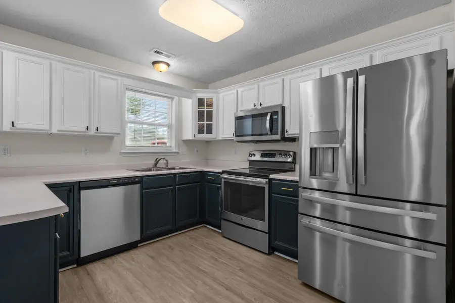 2216 Kirkland Dr., Conway, SC 29526 - #3