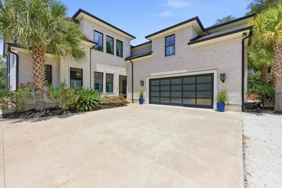 547 Bannockburn Rd., Pawleys Island, SC 29585 - #2
