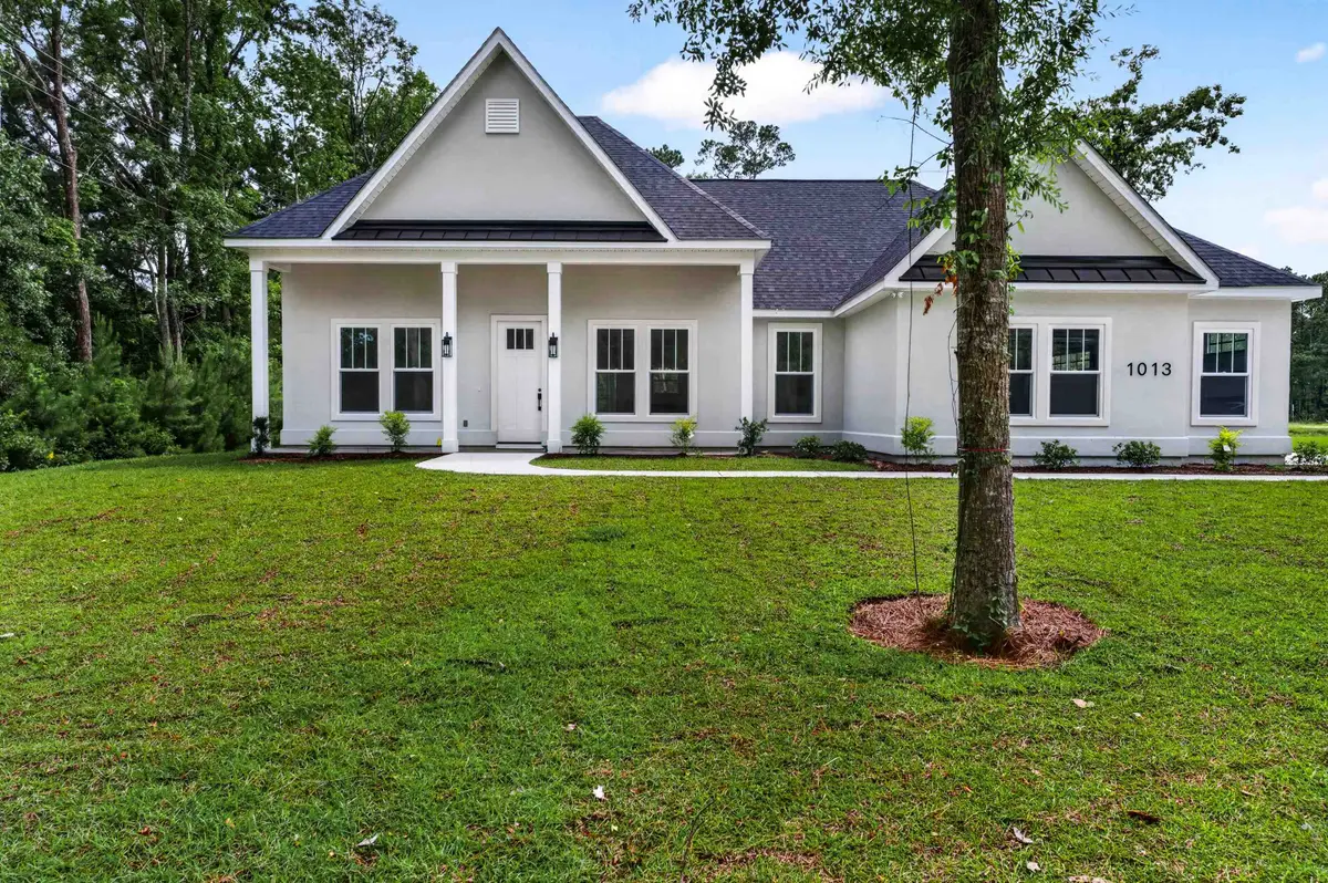 1013 Wachesaw Rd., Murrells Inlet, SC 29576 - #1