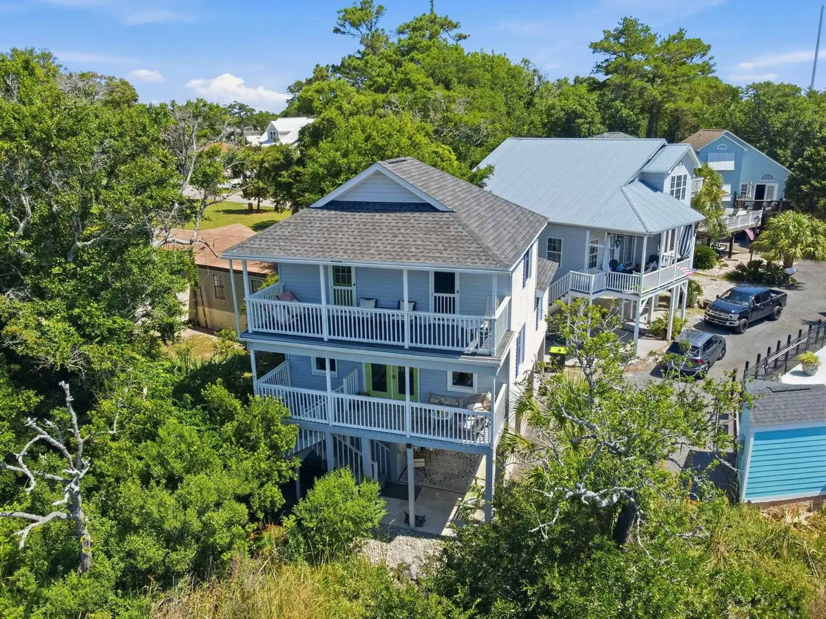 1104 Osprey Ct., Murrells Inlet, SC 29576 - #1