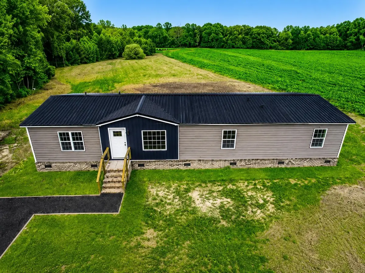 1346 Brunson Rd., Marion, SC 29571 - #1